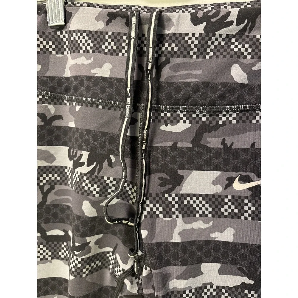 Nike Running Dri-FIT Camo Full Length Striped Leggings‎ Black Gray Zipper Pocket
